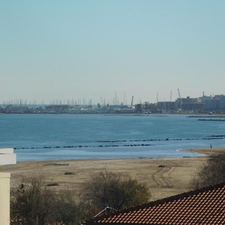 Hotel Dolores Rimini Exterior photo