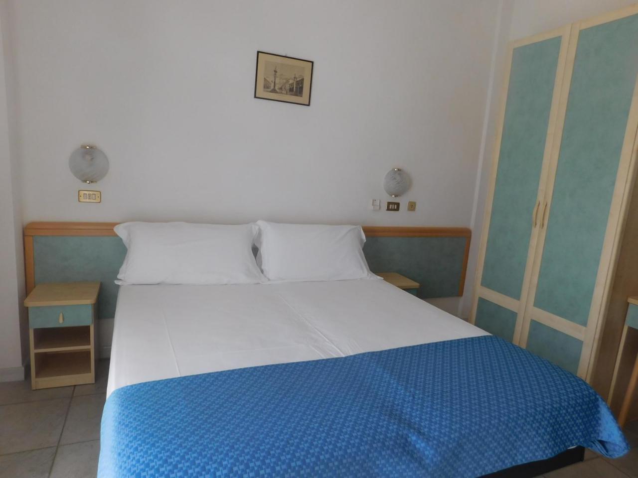 Hotel Dolores Rimini Exterior photo